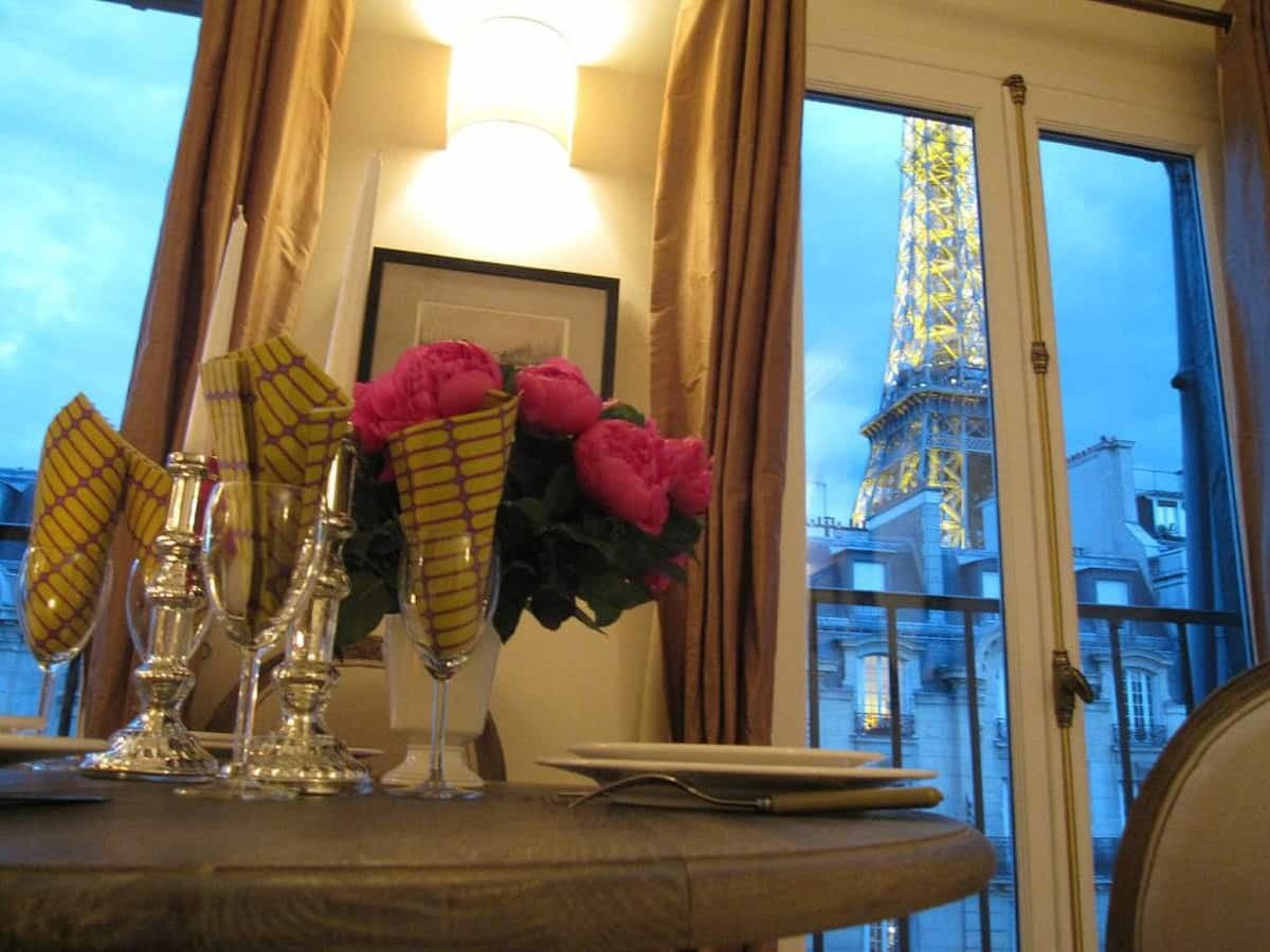 The Eiffel Tower seen from the living room of the Chablis apartment