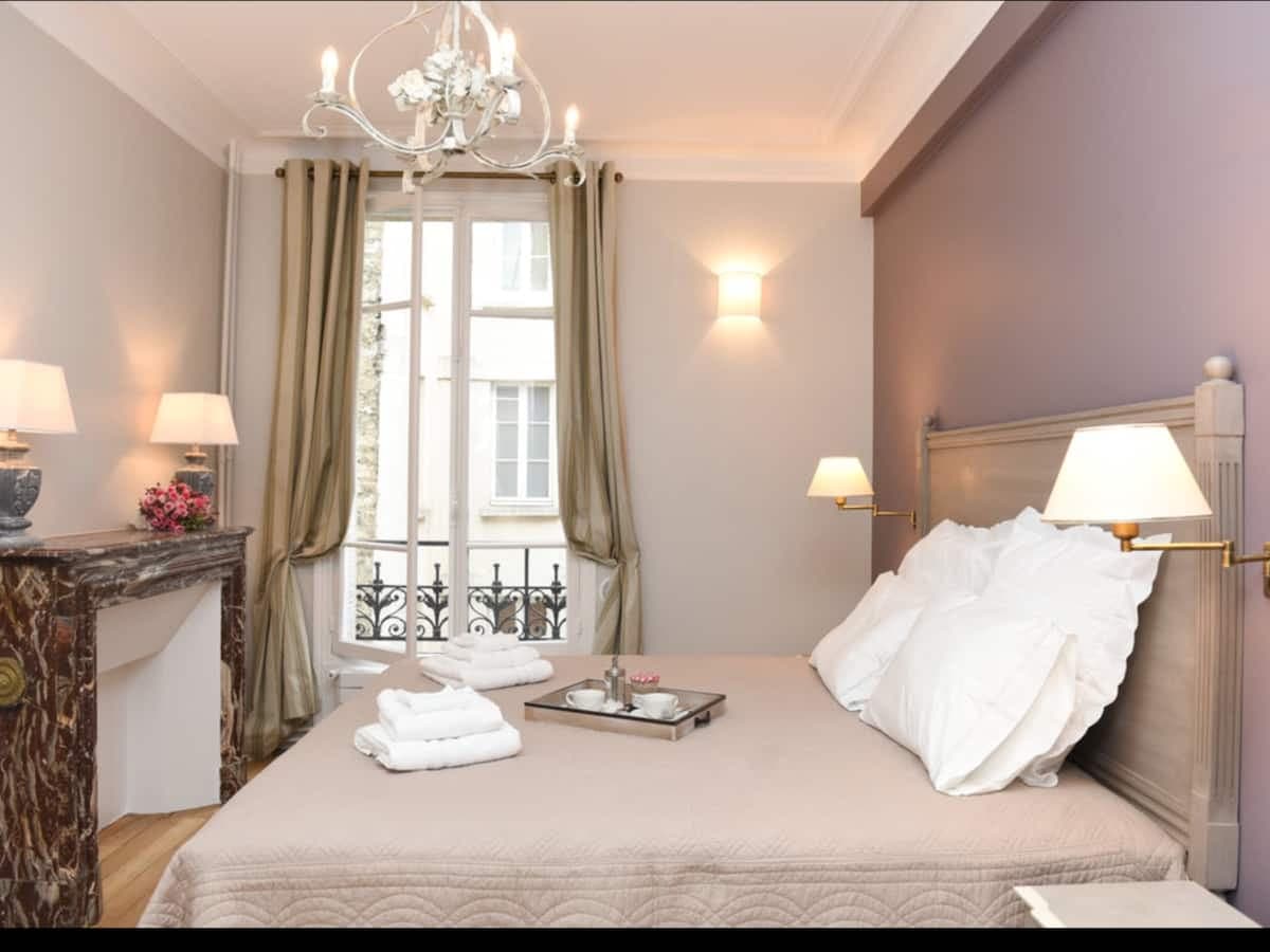 À un pâté de maisons de la tour Eiffel - Photo 4