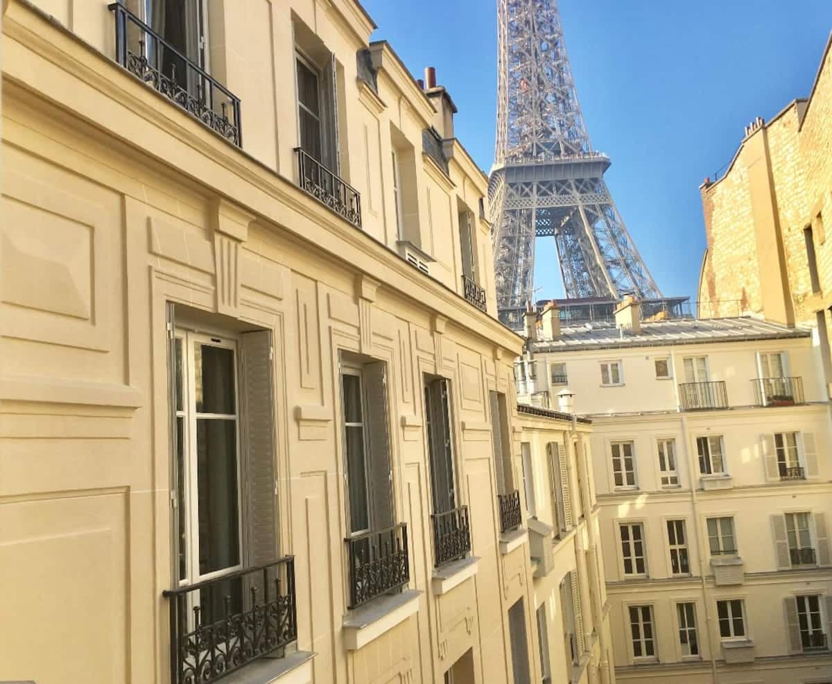 À un pâté de maisons de la tour Eiffel - Photo 5